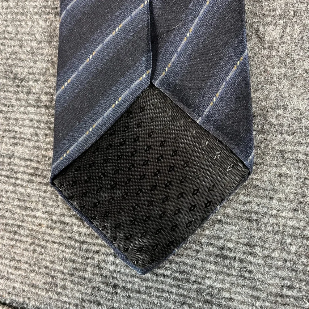 Bill Blass Mens Navy Blue Black Striped Silk Necktie Classic Formal Tie